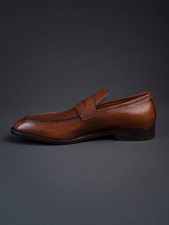 the-hand-welted-penny-loafers-last-002-product-0070-anticato-v-1399270-900px.thumb.jpg.7b9a18e6b61ab270ca376f779731306f.jpg