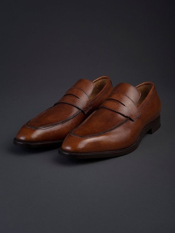 the-hand-welted-penny-loafers-last-002-product-0080-anticato-v-1194325-900px.thumb.jpg.e455d78a190ae1073886a8a232078055.jpg